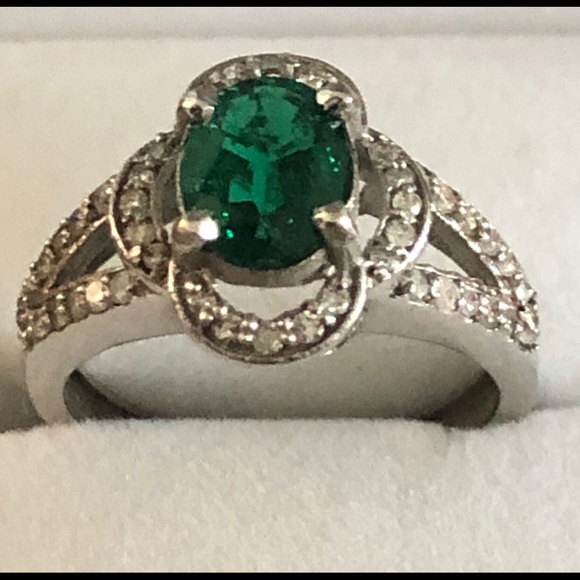 ⛔️Sold⛔️14k white gold ring - Picture 3 of 8